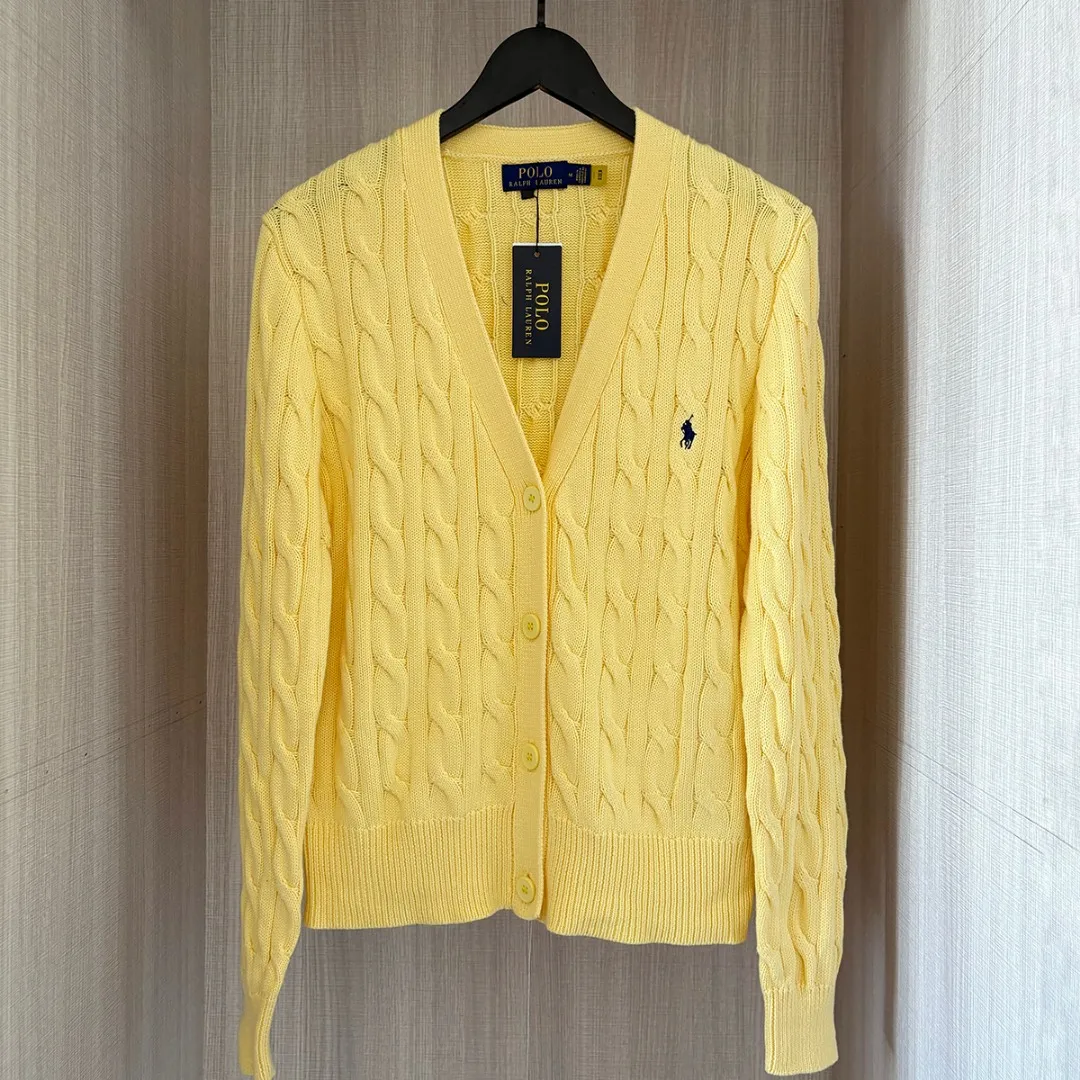 P230 RALPH LAUREN Ten-color small label embroidered lapel long-sleeved knitted sweater men's and women's couple tops Color: white, black, navy blue (red label), gray, pink, red, khaki, blue, yellow, navy blue (white label) Size: S M L XL Material: cotton Weight: 720g